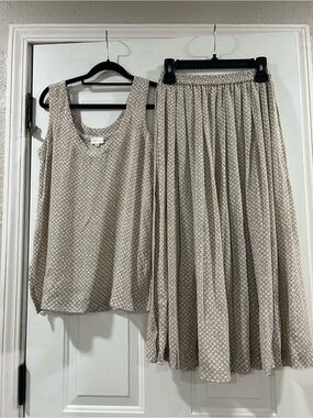 Staples  Taupe Polka Dot Pleated Midi Skirt